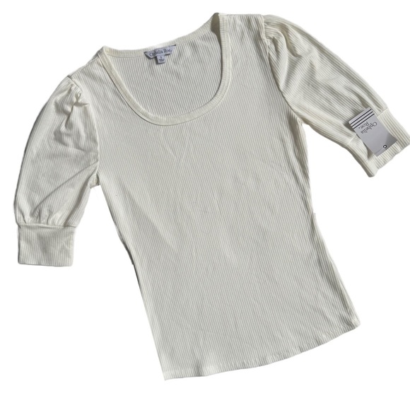 NWT OPHELIA ROSE WHITE PUFF SHOULDER SHORT SLEEVE RIBBED TOP SIZE SMALL - Picture 2 of 6
